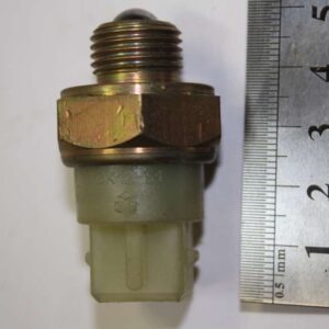 ВЫКЛЮЧАТЕЛЬ 3710.425